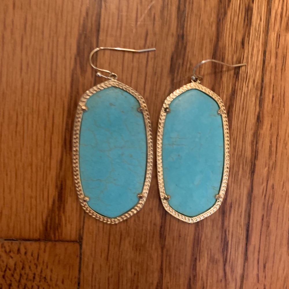 Kendra Scott Danielle Statement Earrings in Gold